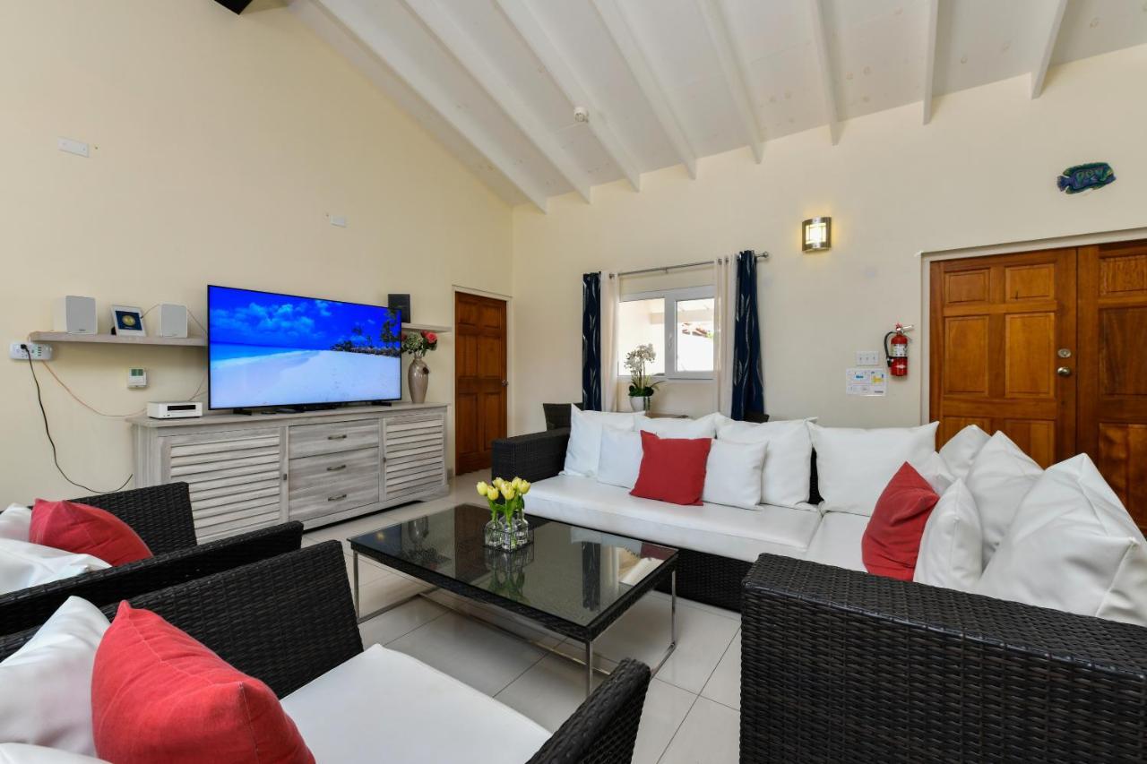 Villa Swiss Paradise With Private Pool شاطئ بالم المظهر الخارجي الصورة